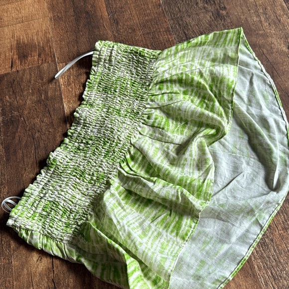 Sage The Label Bandeau style crop top green and white - Picture 4 of 4